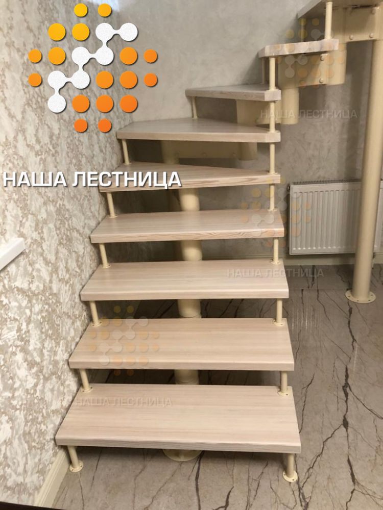Фото модульная лестница в дом с поворотом на 90 - вид 4