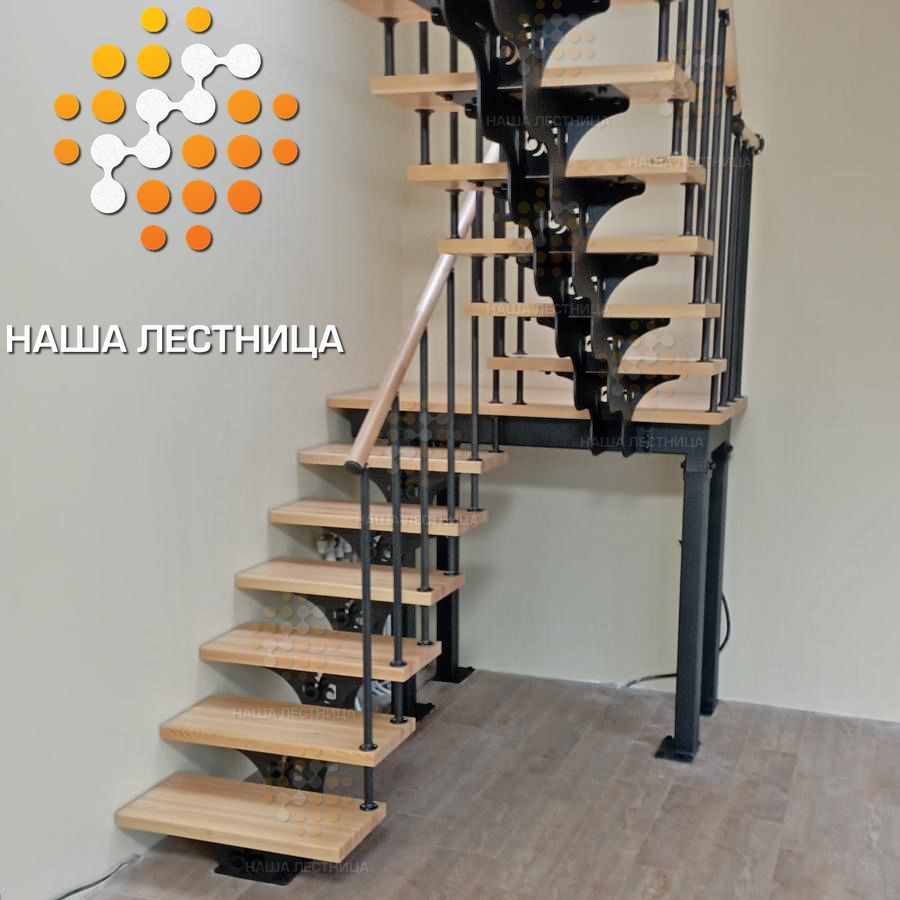 Фото лестница на металлокаркасе серии волна - вид 1