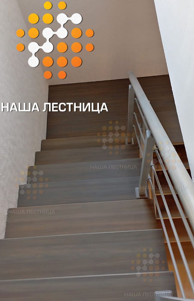 Фото стильная лестница на второй этаж - вид 4