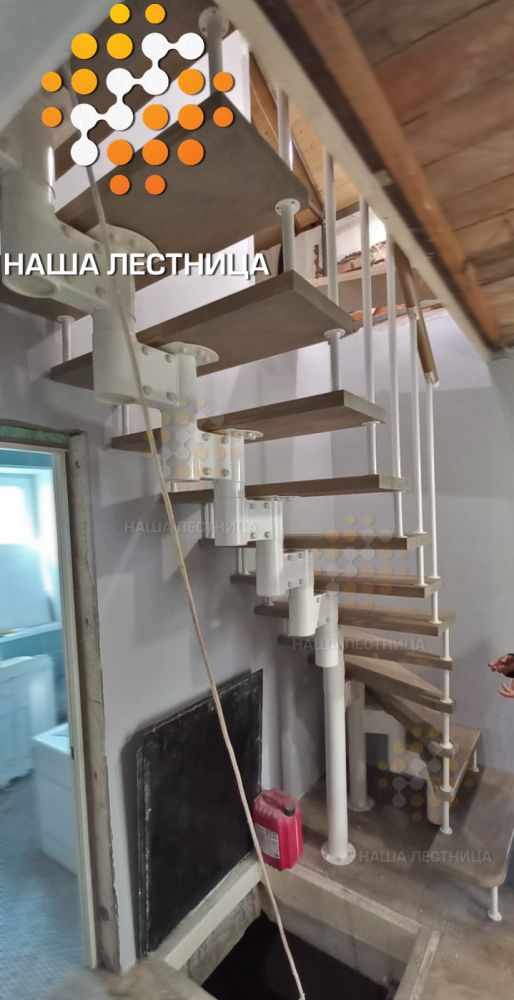 Фото недорогая модульная лестница на 90 градусов - вид 1