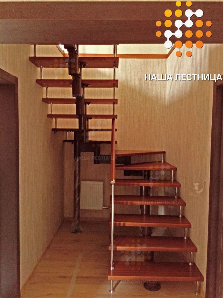 Фото лестница на второй этаж по выгодной цене - вид 1