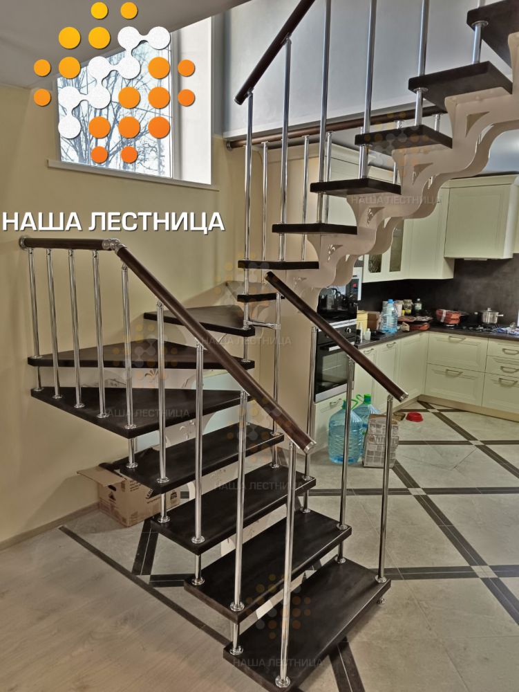 Фото лестница на второй этаж, серия волна - вид 1