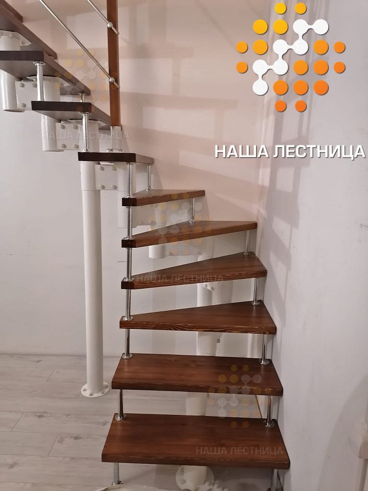 Фото модульная лестница в частном доме на второй этаж - вид 4
