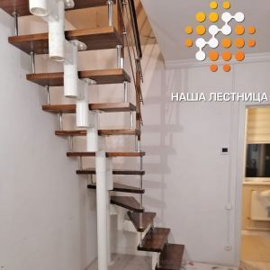 Модульная лестница в частном доме на второй этаж